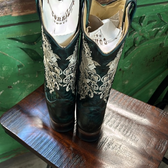 CORRAL Dark Green square toe boots with lace and studs.Size 9.5 - Picture 5 of 7